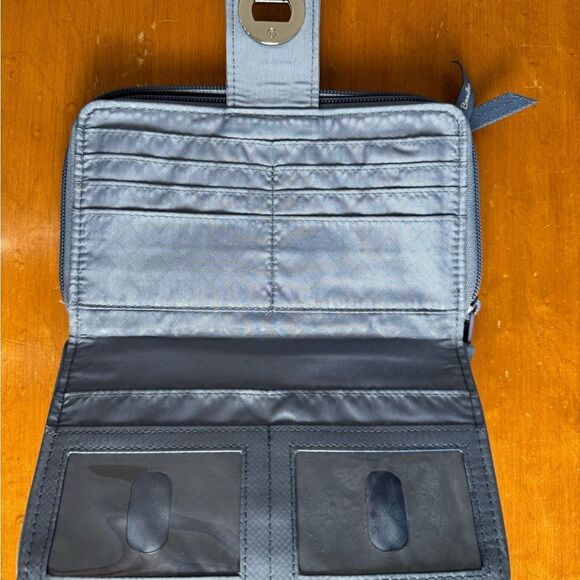 Vera Bradley Quilted Gray Wallet with silver colored turn lock - Picture 5 of 6